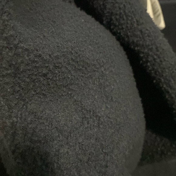 Abercrombie & Fitch Quarter Zip - Picture 3 of 3